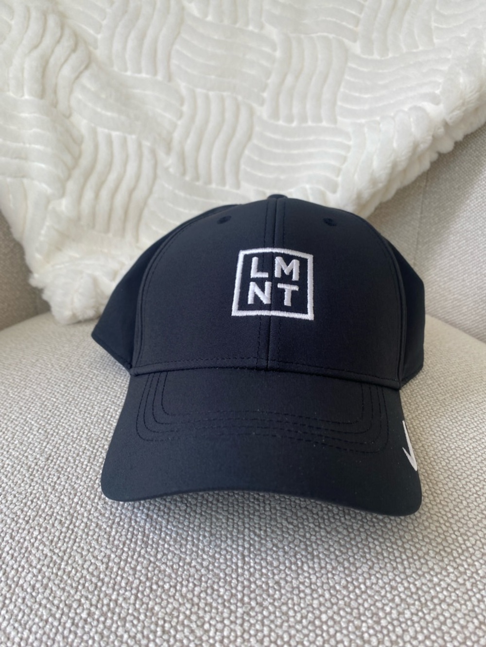 Nike Black LMNT Logo Ball Cap/Hat